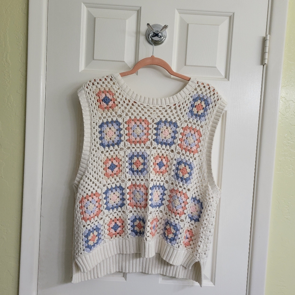 Lucky Brand Women's Granny Square Crochet Vest - Picture 13 of 16